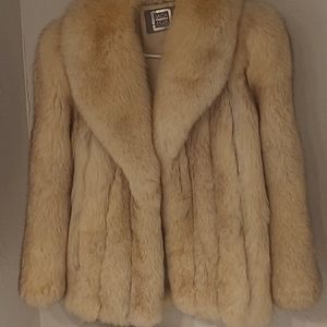 SAGA SILVER FOX FUR COAT, SZ S-M